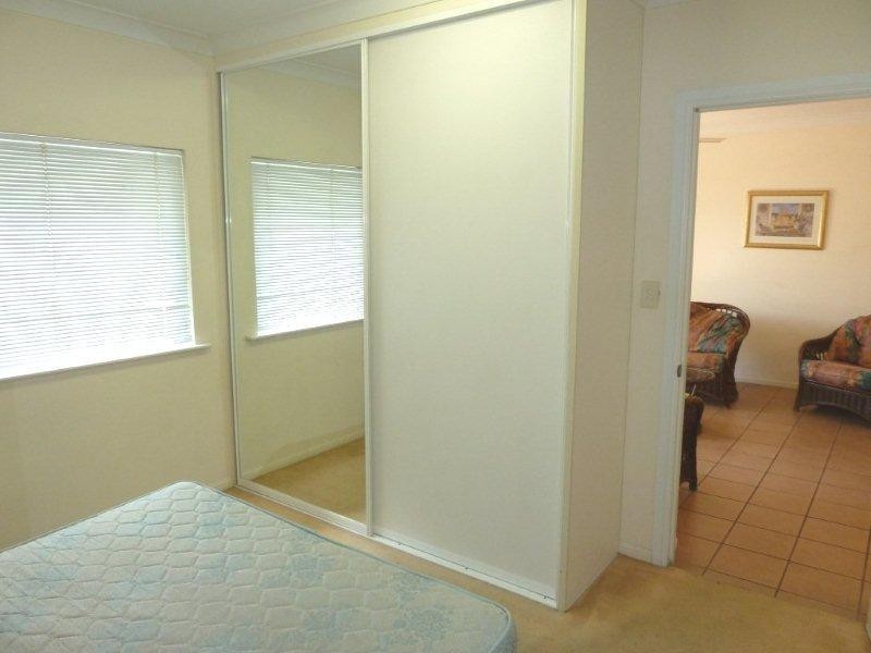 8/8 Clare Street, Cairns QLD 4870