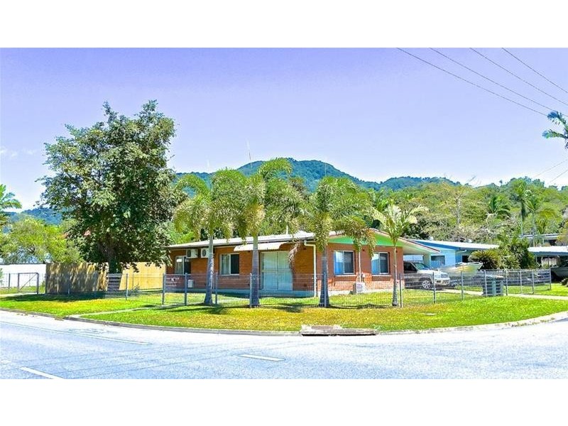 95-97 Enmore Street, Manoora QLD 4870