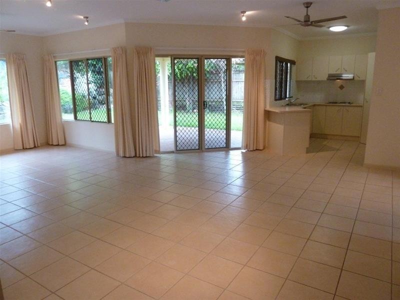 50 West Parkridge Drive, Brinsmead QLD 4870