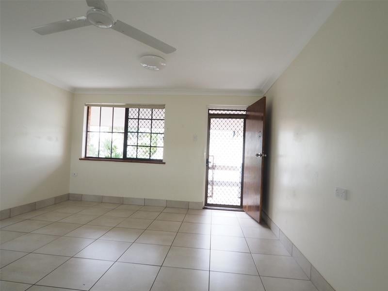 9/688 Bruce  Highway, Woree QLD 4868