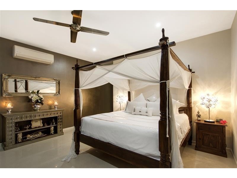 11-13 The Peak Road, Brinsmead QLD 4870