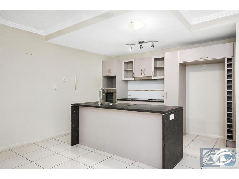 46/9-11 McLean Street, Cairns North QLD 4870