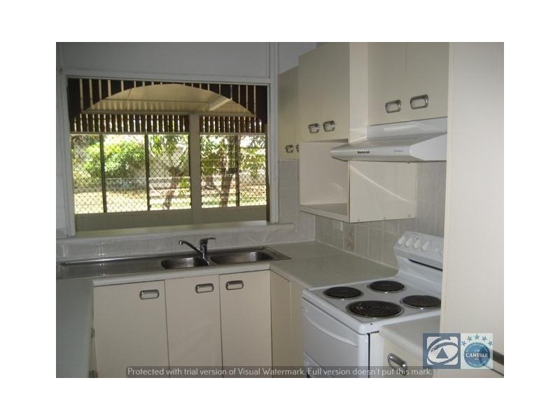 193 Mann  Street, Westcourt QLD 4870