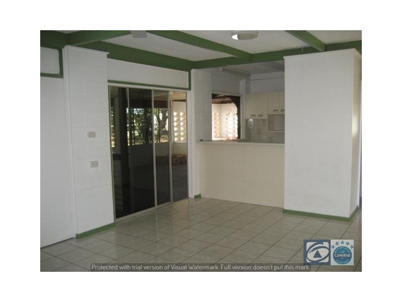 193 Mann  Street, Westcourt QLD 4870