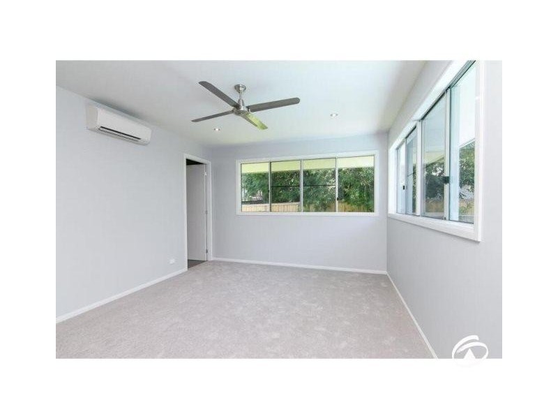 63 Oceans Drive, Palm Cove QLD 4879