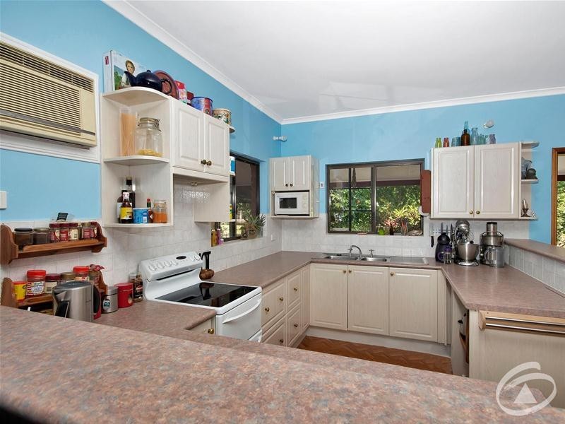 459 Redbank Road, Packers Camp QLD 4865