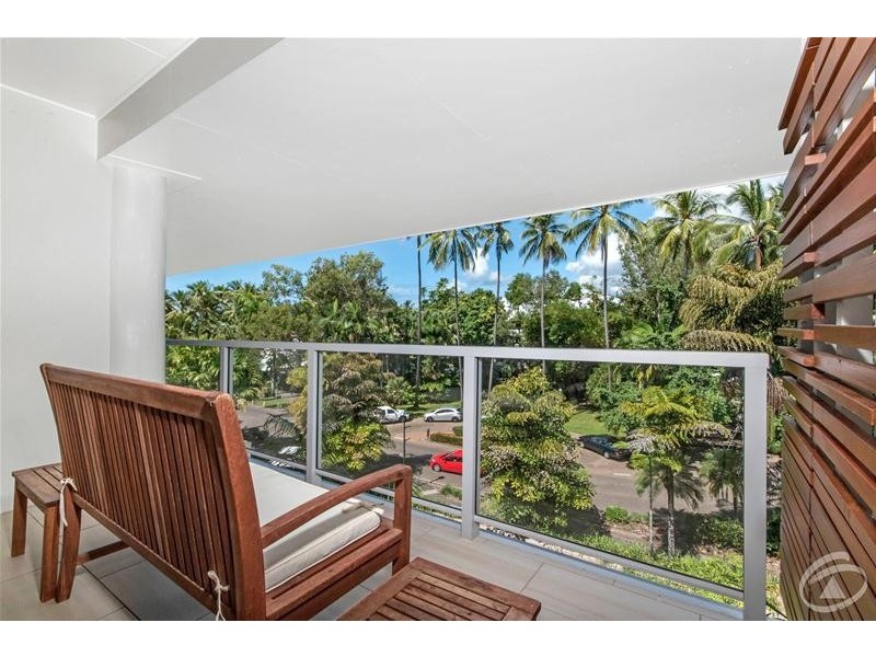 2402/2 Veivers Road, Palm Cove QLD 4879