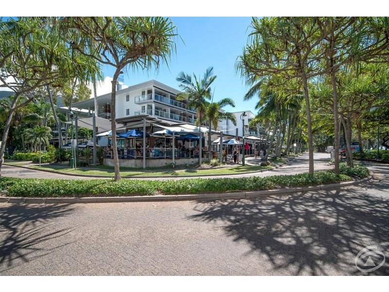 2402/2 Veivers Road, Palm Cove QLD 4879