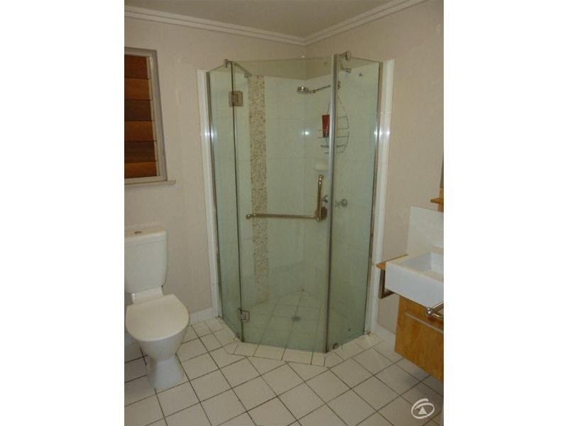 110/1 Maytown Close, Manoora QLD 4870