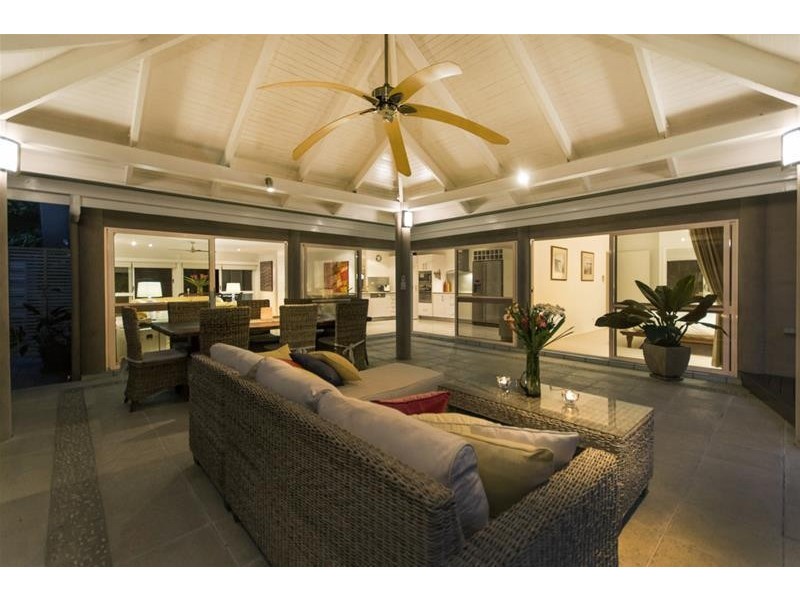 5 Turtle Close, Clifton Beach QLD 4879