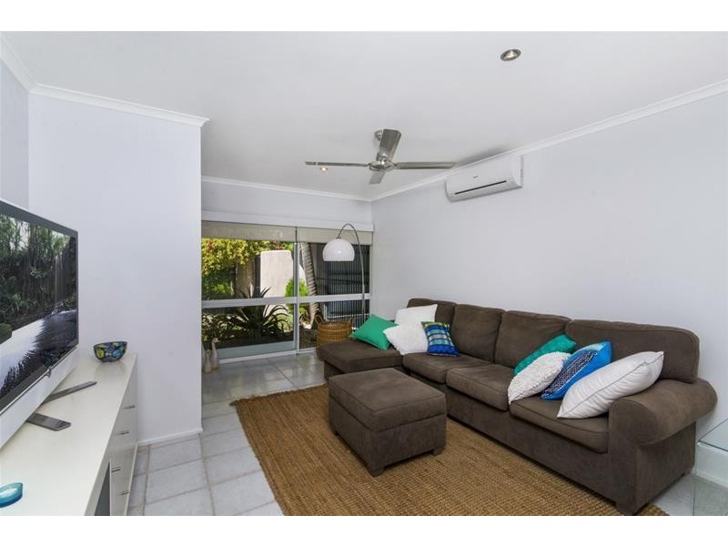 5 Turtle Close, Clifton Beach QLD 4879