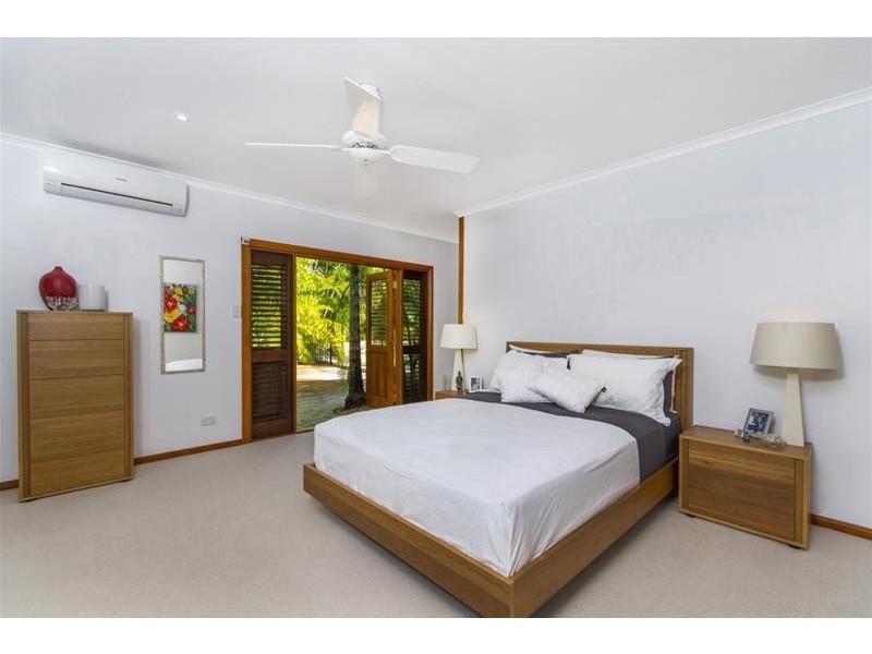 5 Turtle Close, Clifton Beach QLD 4879