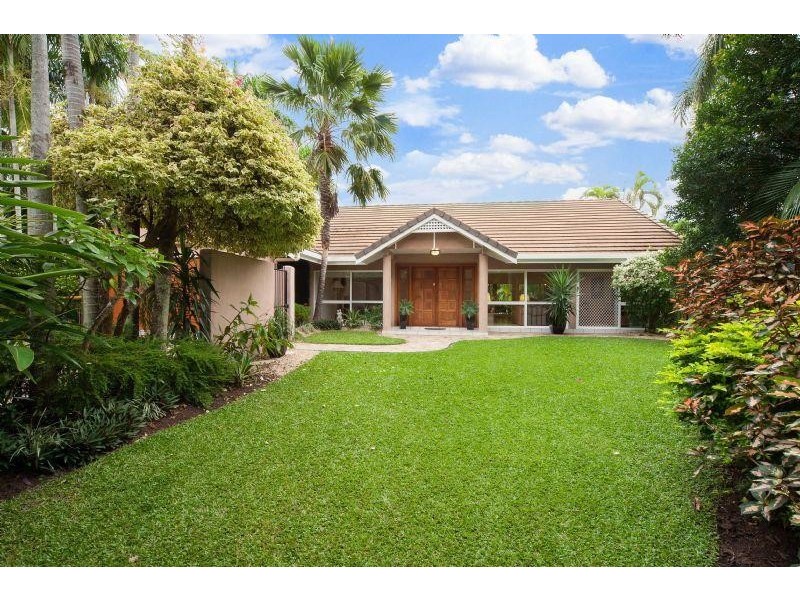 5 Turtle Close, Clifton Beach QLD 4879