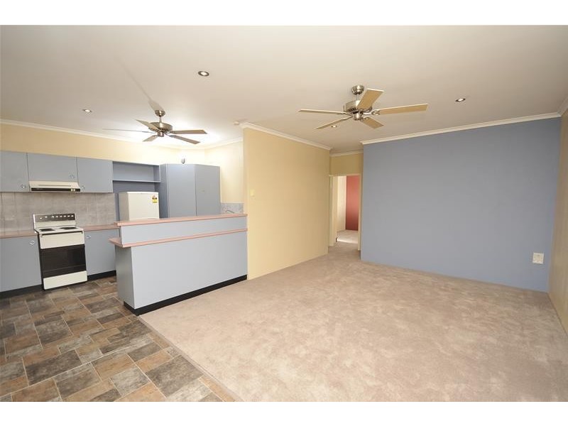 7/11 Balaclava Road, Earlville QLD 4870