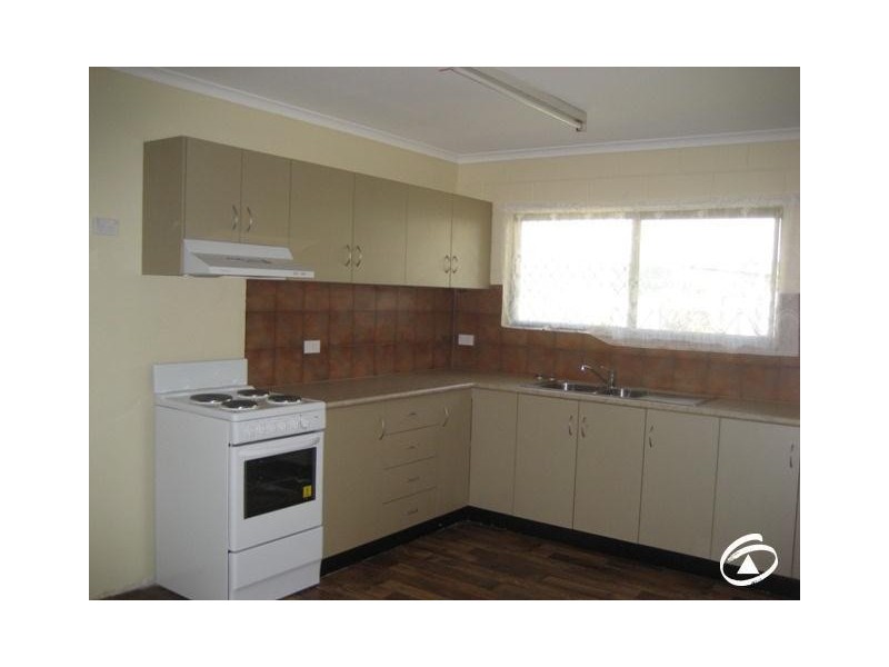 86 Dillon Street, Westcourt QLD 4870