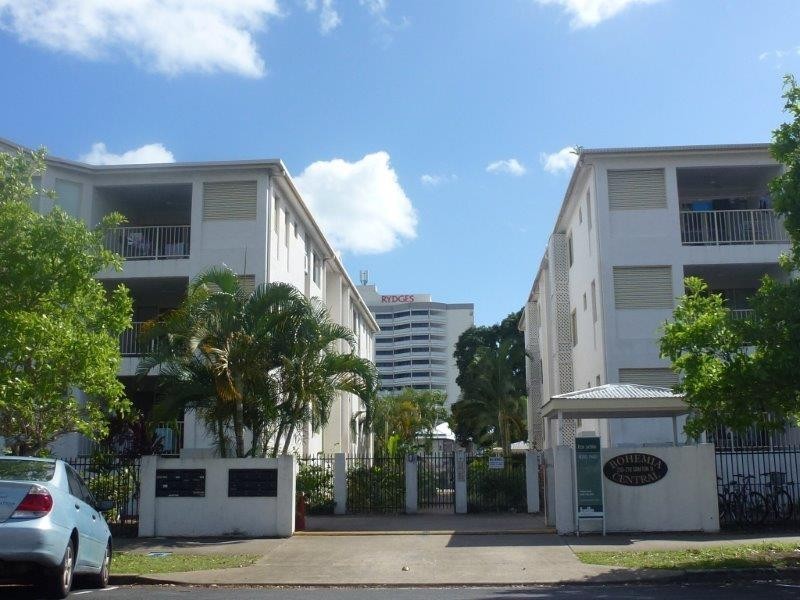 12A/210 Grafton Street, Cairns North QLD 4870