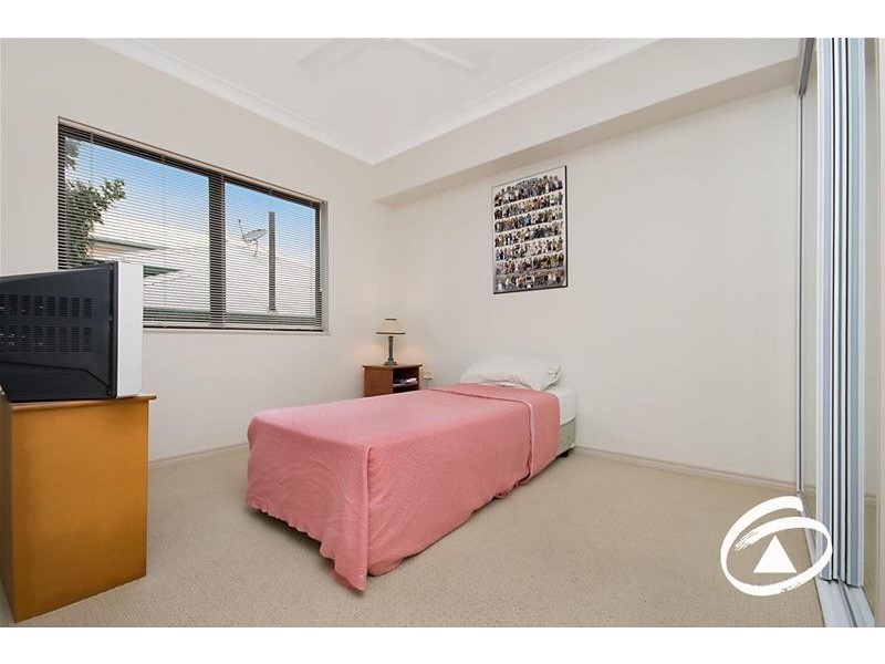 7/72 Digger Street, Cairns North QLD 4870