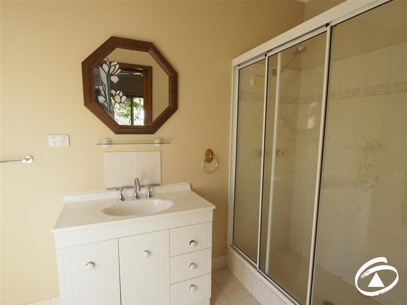 4 Edmonds Close, Bentley Park QLD 4869