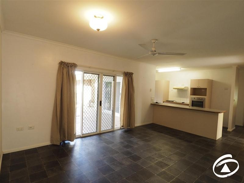 4 Edmonds Close, Bentley Park QLD 4869