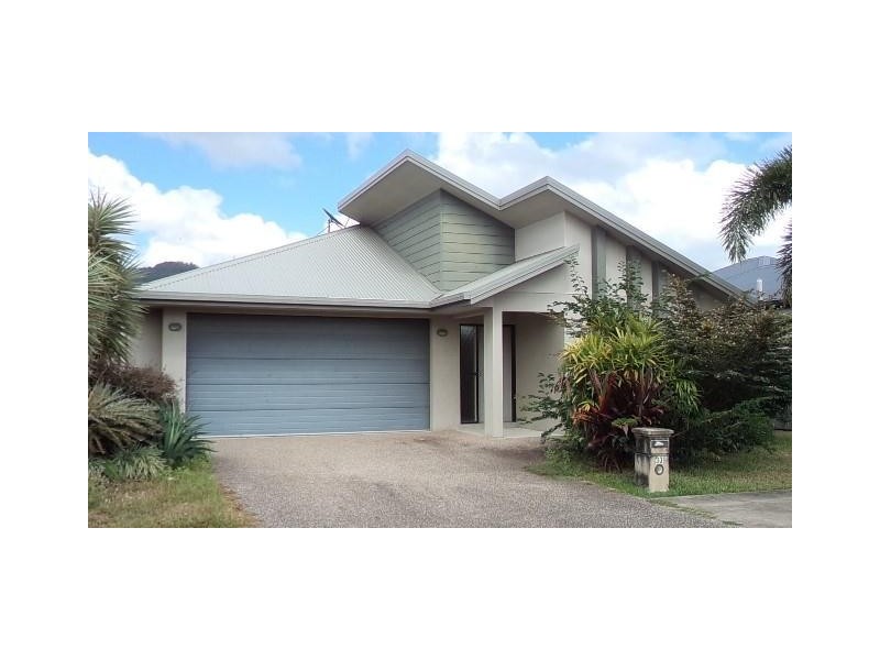 33 Thooler Vista, Trinity Park QLD 4879