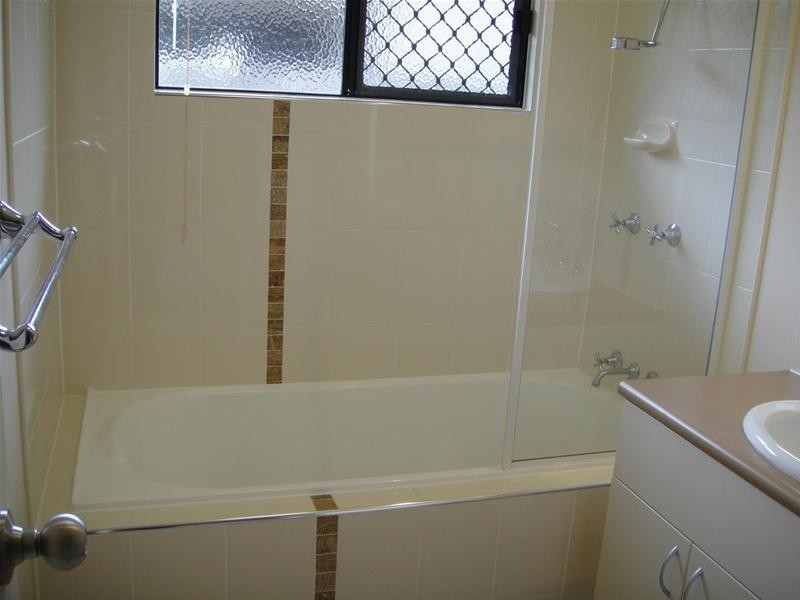 33 Thooler Vista, Trinity Park QLD 4879