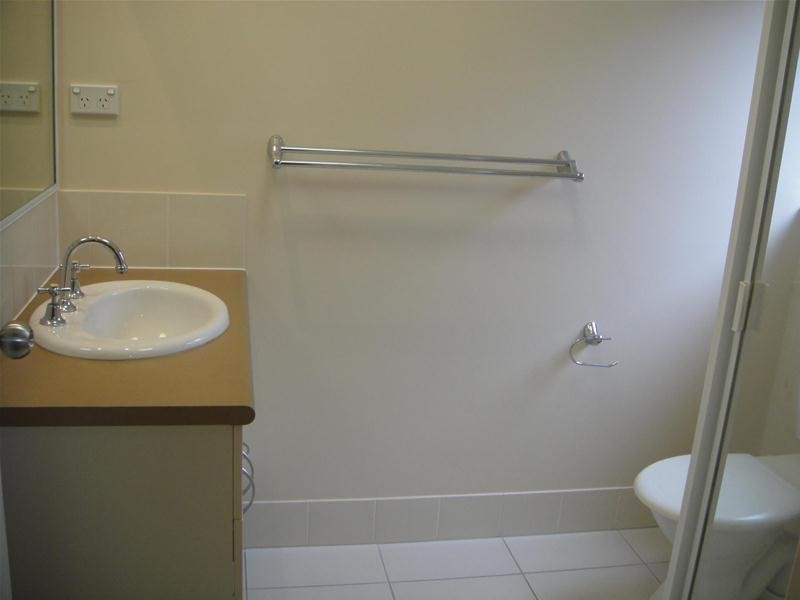 33 Thooler Vista, Trinity Park QLD 4879