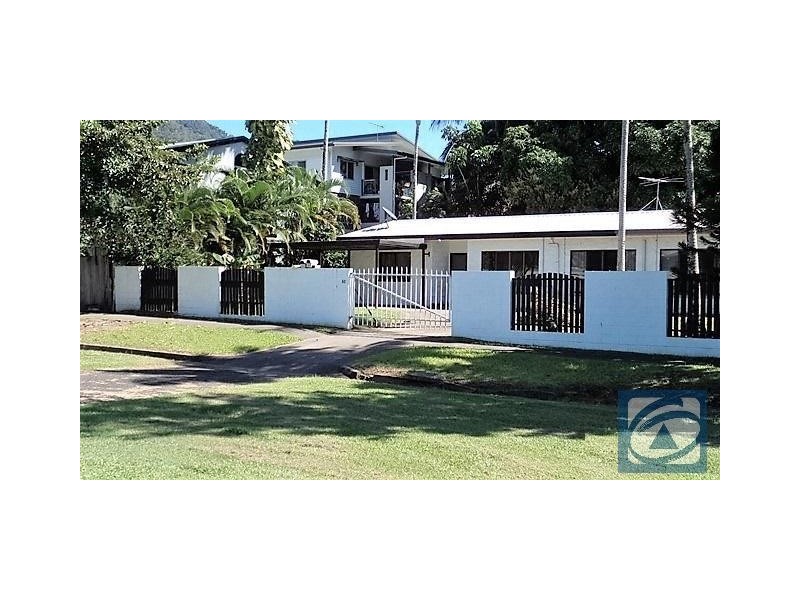 1/50 Koch Street, Mooroobool QLD 4870