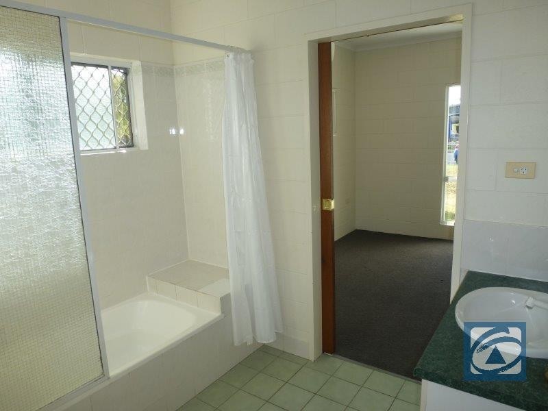 71 McLaughlin Road, Bentley Park QLD 4869