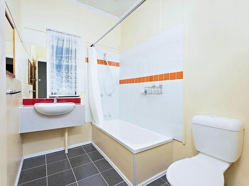 45 Macnamara Street, Manunda QLD 4870