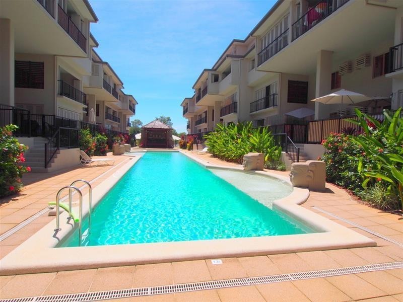 302/53-57 Clifton Road, Clifton Beach QLD 4879