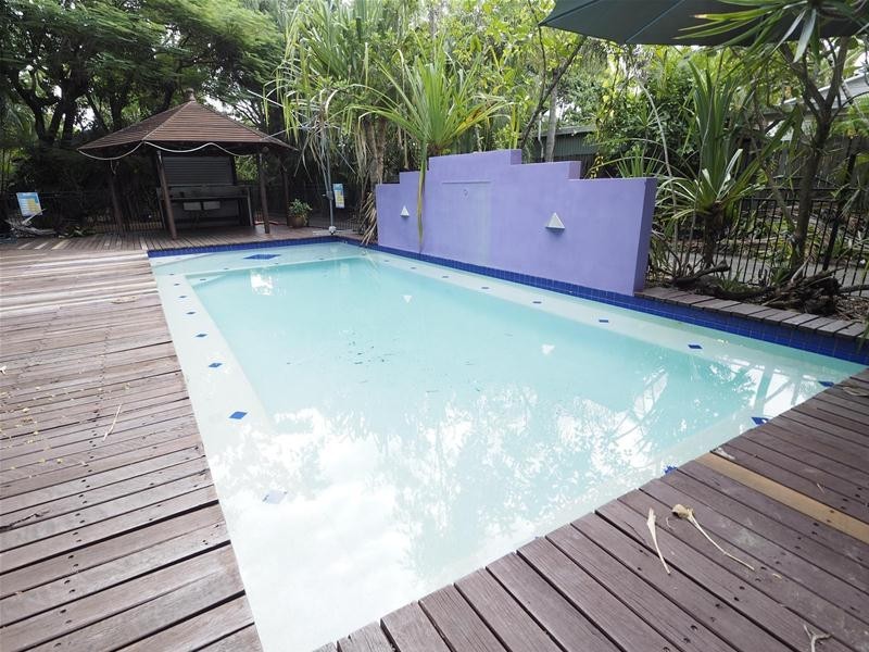 5 Phillips Street, Machans Beach QLD 4878