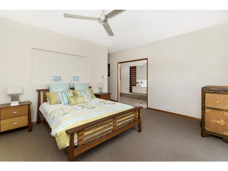 21 The Peak, Brinsmead QLD 4870