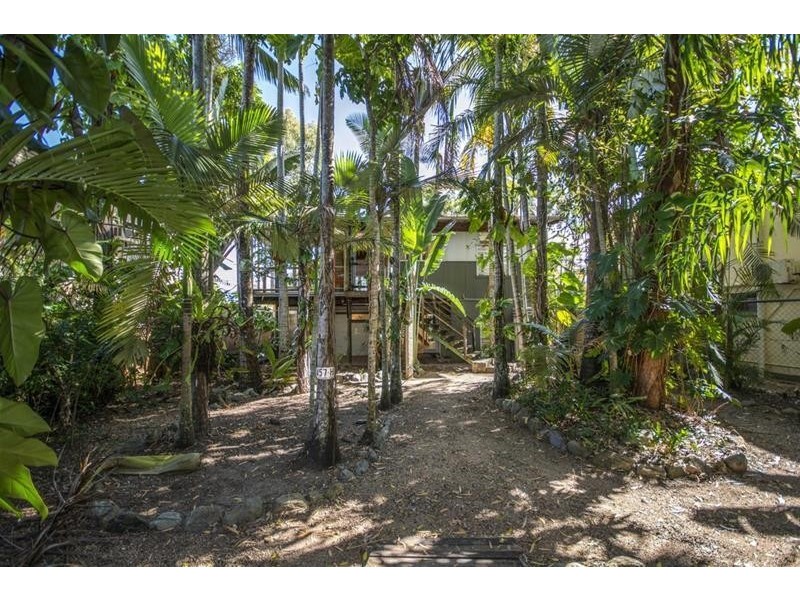 174 Martyn Street, Manunda QLD 4870