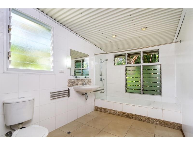 174 Martyn Street, Manunda QLD 4870