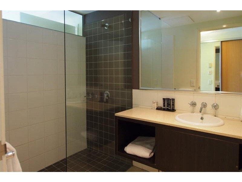 20706/99 The Esplanade, Cairns City QLD 4870