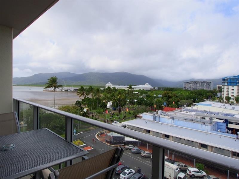 20706/99 The Esplanade, Cairns City QLD 4870