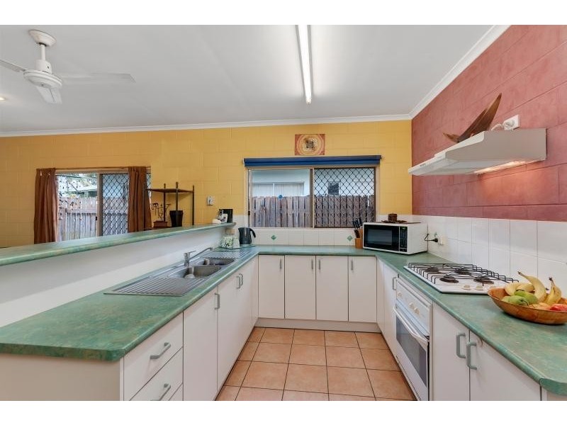 112 Benjamina Street, Mount Sheridan QLD 4868