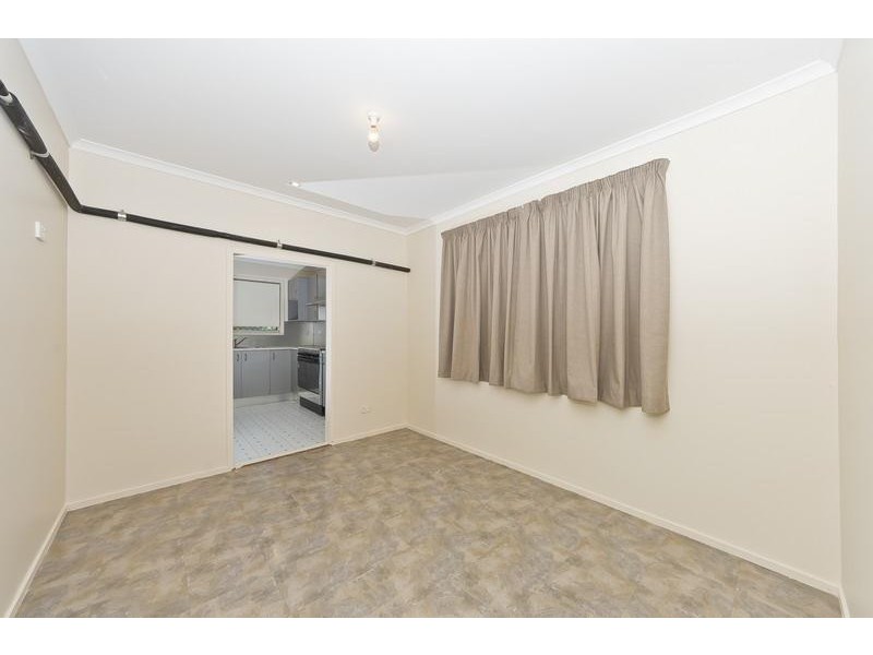 Bentley Park QLD 4869