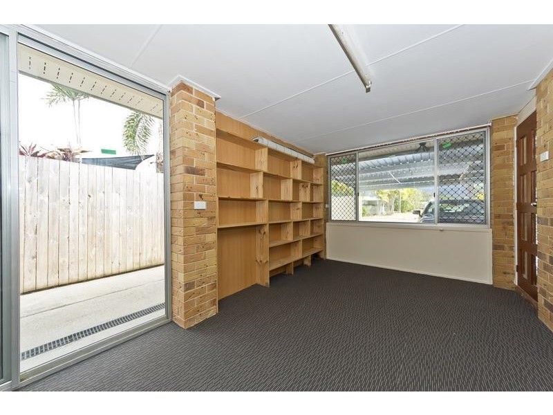 Bentley Park QLD 4869