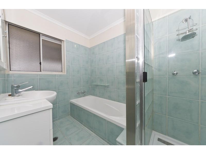 Bentley Park QLD 4869