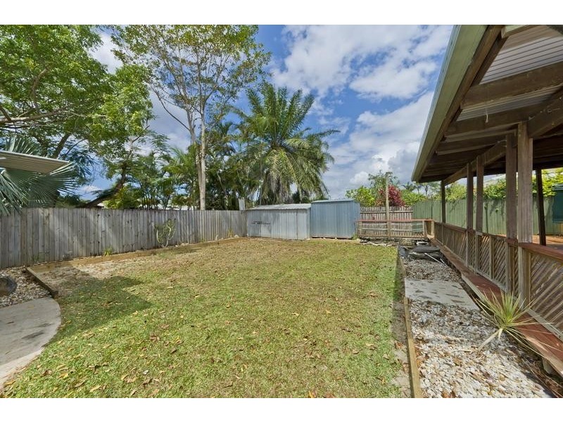 Bentley Park QLD 4869