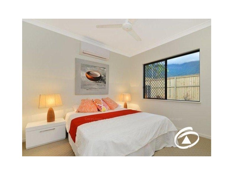 13 Laguna Avenue, Redlynch QLD 4870