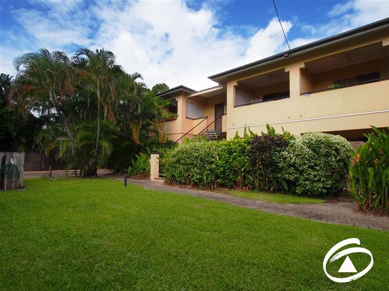2/217 Spence Street, Bungalow QLD 4870