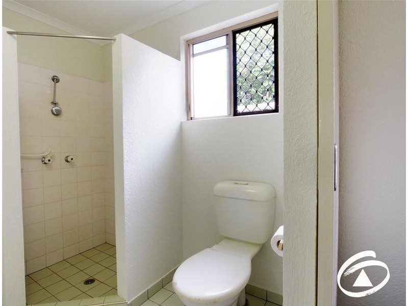 2/217 Spence Street, Bungalow QLD 4870