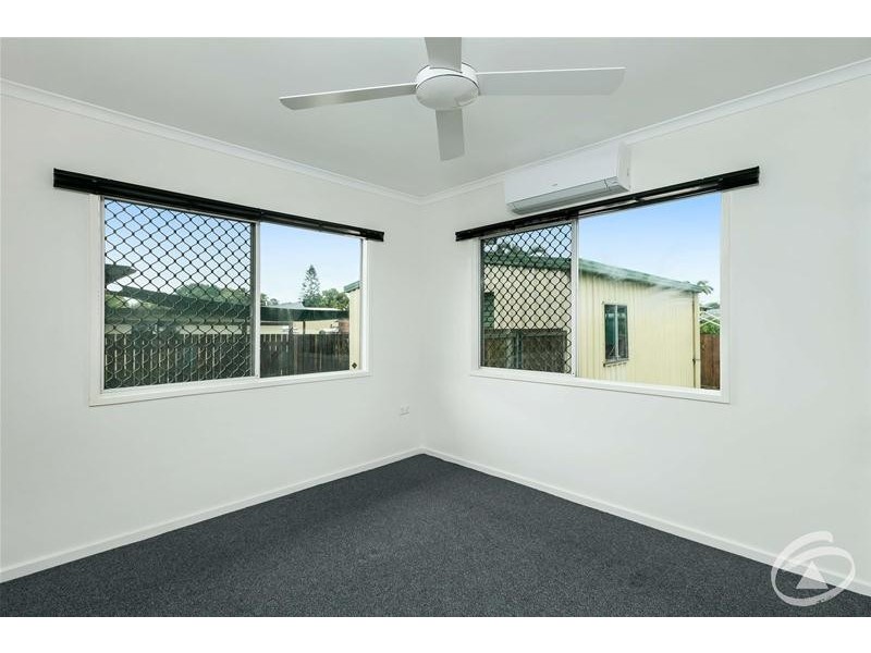 11 Maina Street, Woree QLD 4868