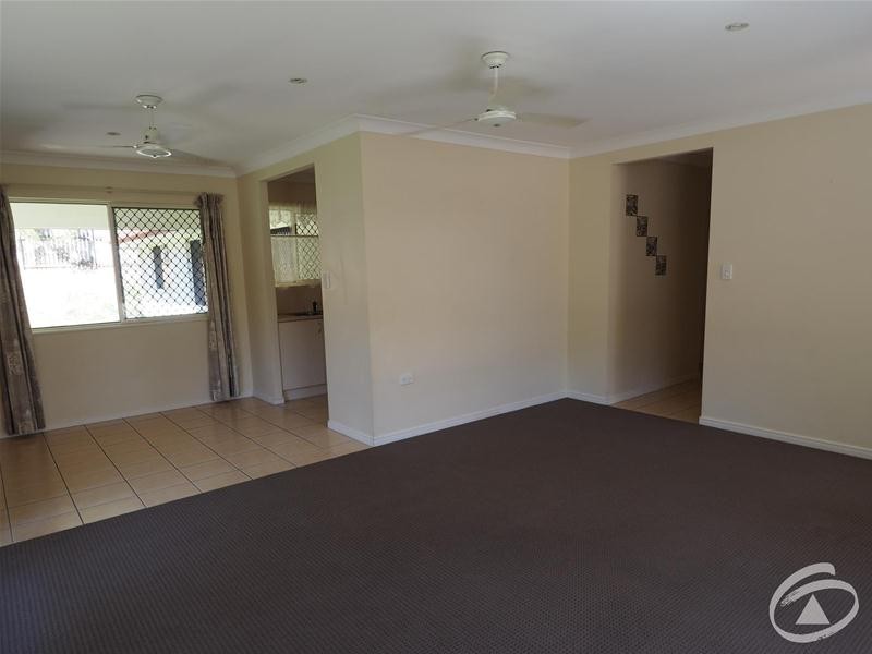 6 Gavin Hamilton Close, Redlynch QLD 4870