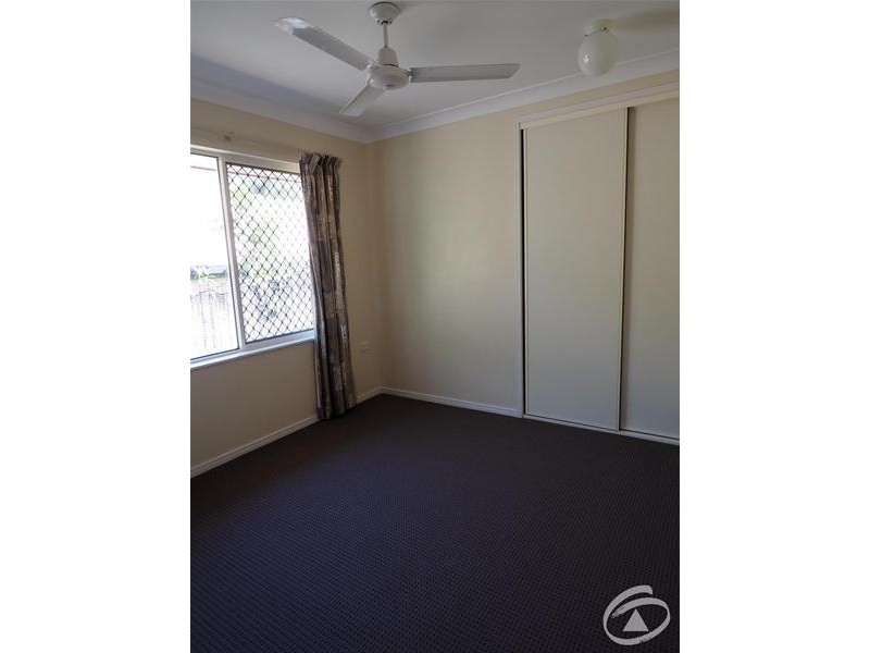 6 Gavin Hamilton Close, Redlynch QLD 4870