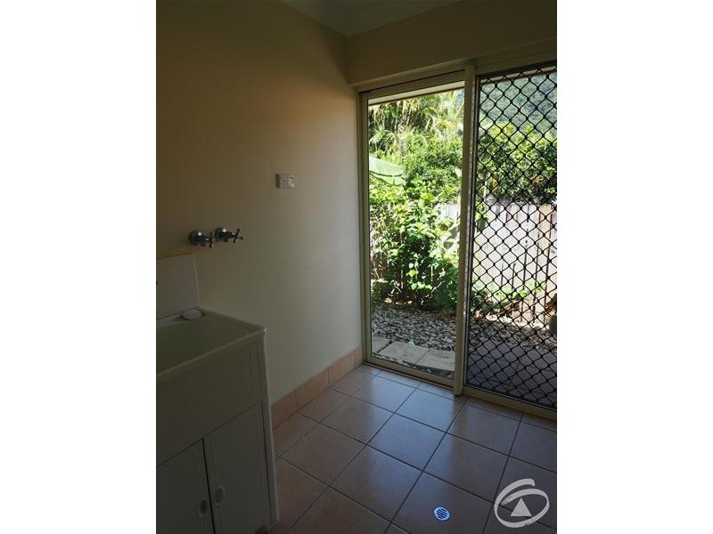 6 Gavin Hamilton Close, Redlynch QLD 4870