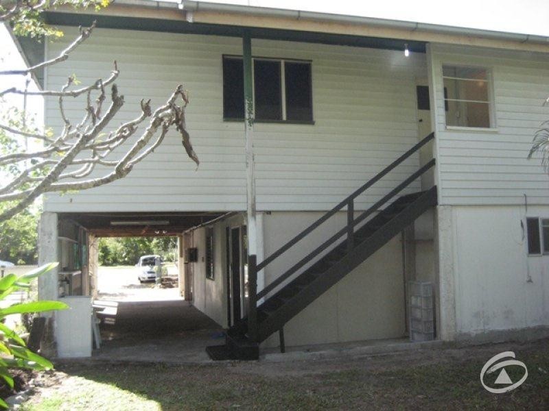 293 McLeod Street, Cairns North QLD 4870