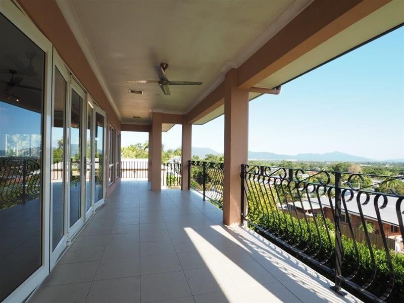 79 Nolan Street, Whitfield QLD 4870